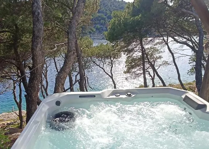 Apartment By The Sea Zirje With Private Heated Hydromassage Pool