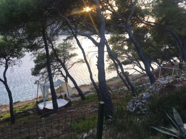 By The Sea With Private Heated Hydromassage Pool Zirje