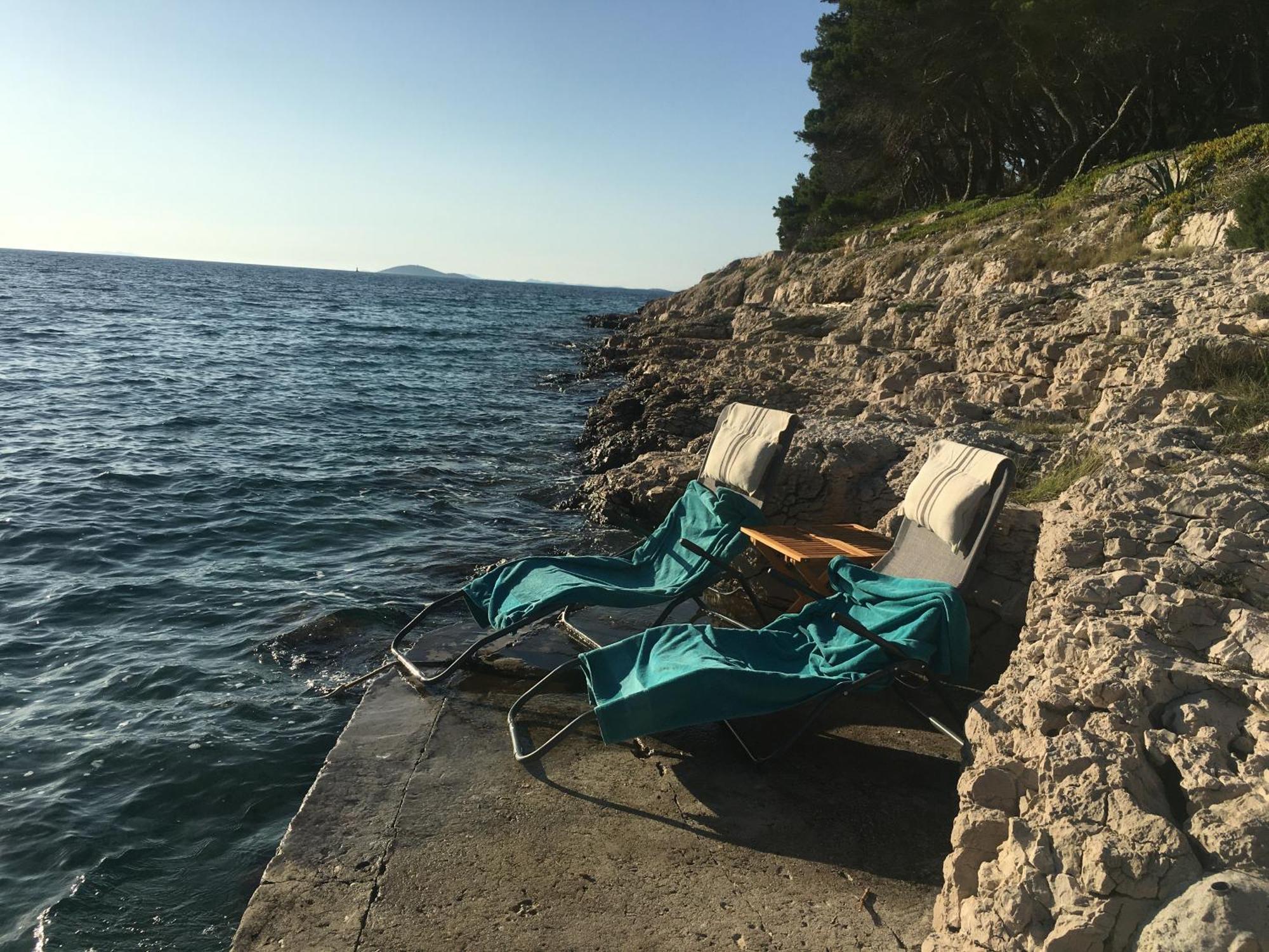 By The Sea With Private Heated Hydromassage Pool * Zirje