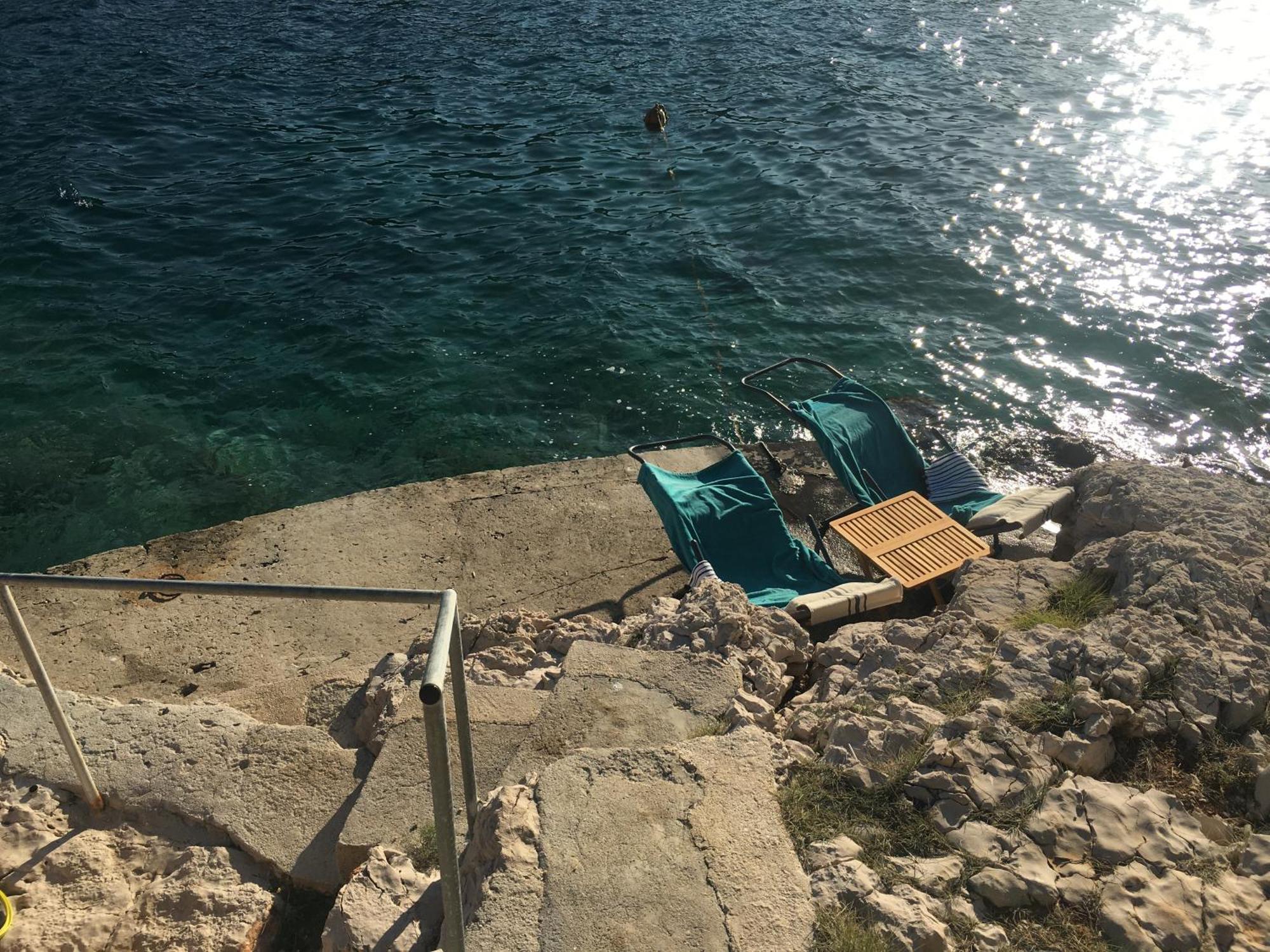 By The Sea With Private Heated Hydromassage Pool Apartment